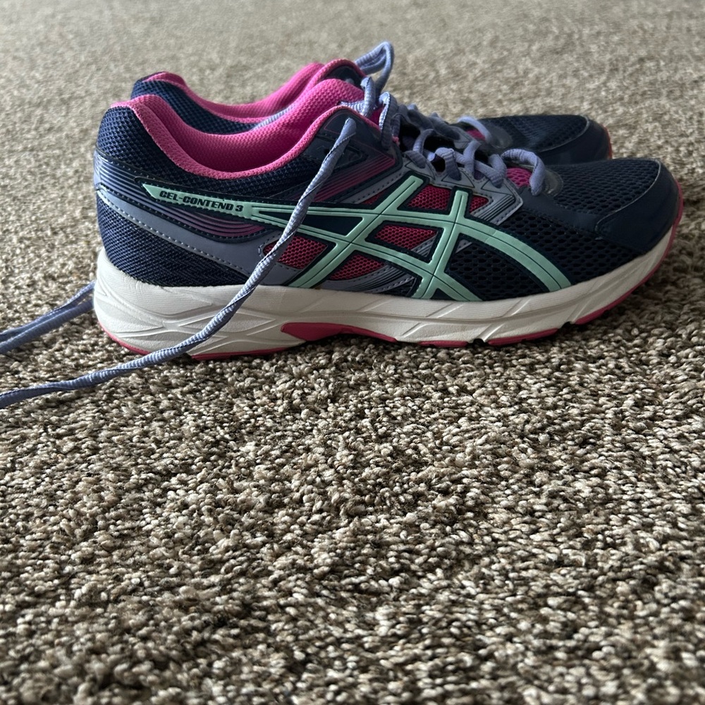 ASICS Women's Gel-Contend 3 Gently Worn Athletic Shoes size 10
